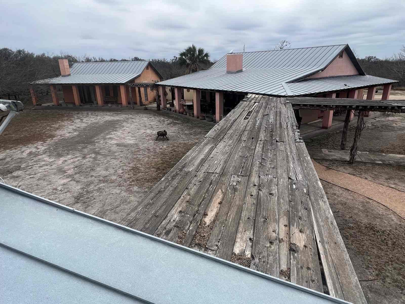 Metal Roof & Tpo Specialist LLC